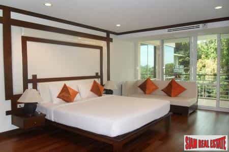 Condominium dans Karon, Phuket 10114800