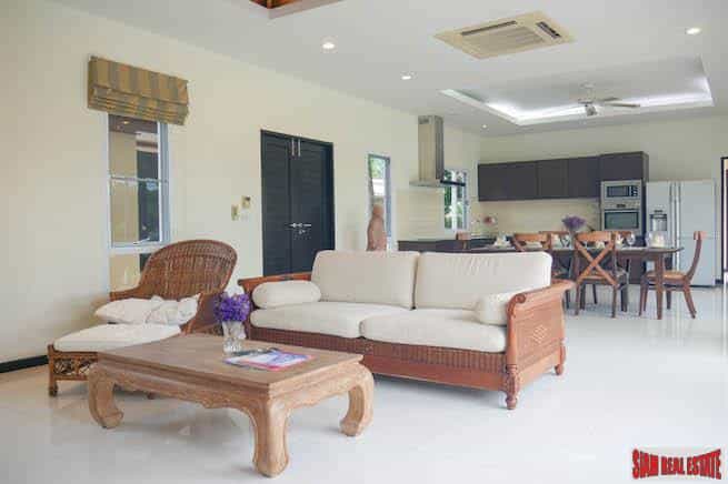 жилой дом в Tambon Thep Krasatti, Chang Wat Phuket 10114826