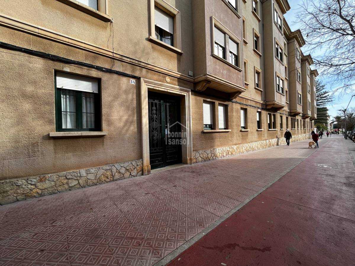 Condominium in Mahón, Balearic Islands 10114911