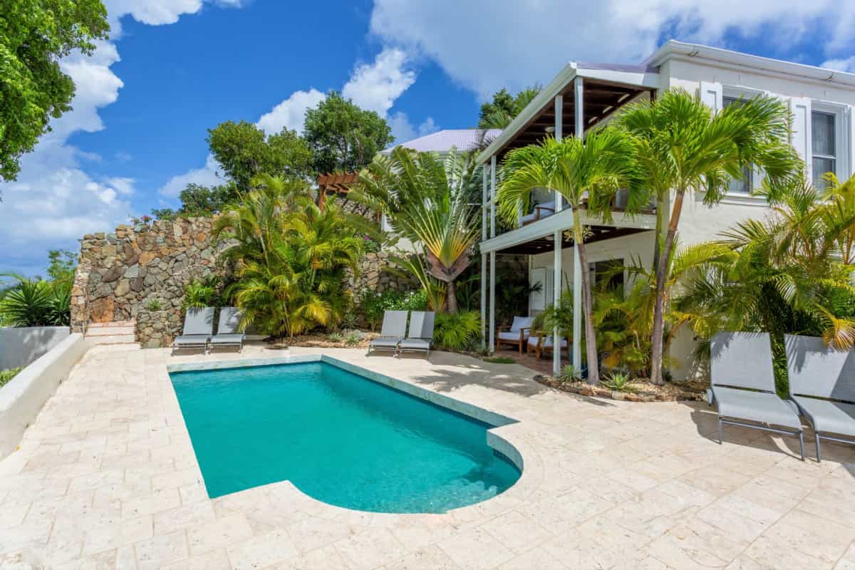 Condominium in Coral Bay, Virgin Islands 10115029