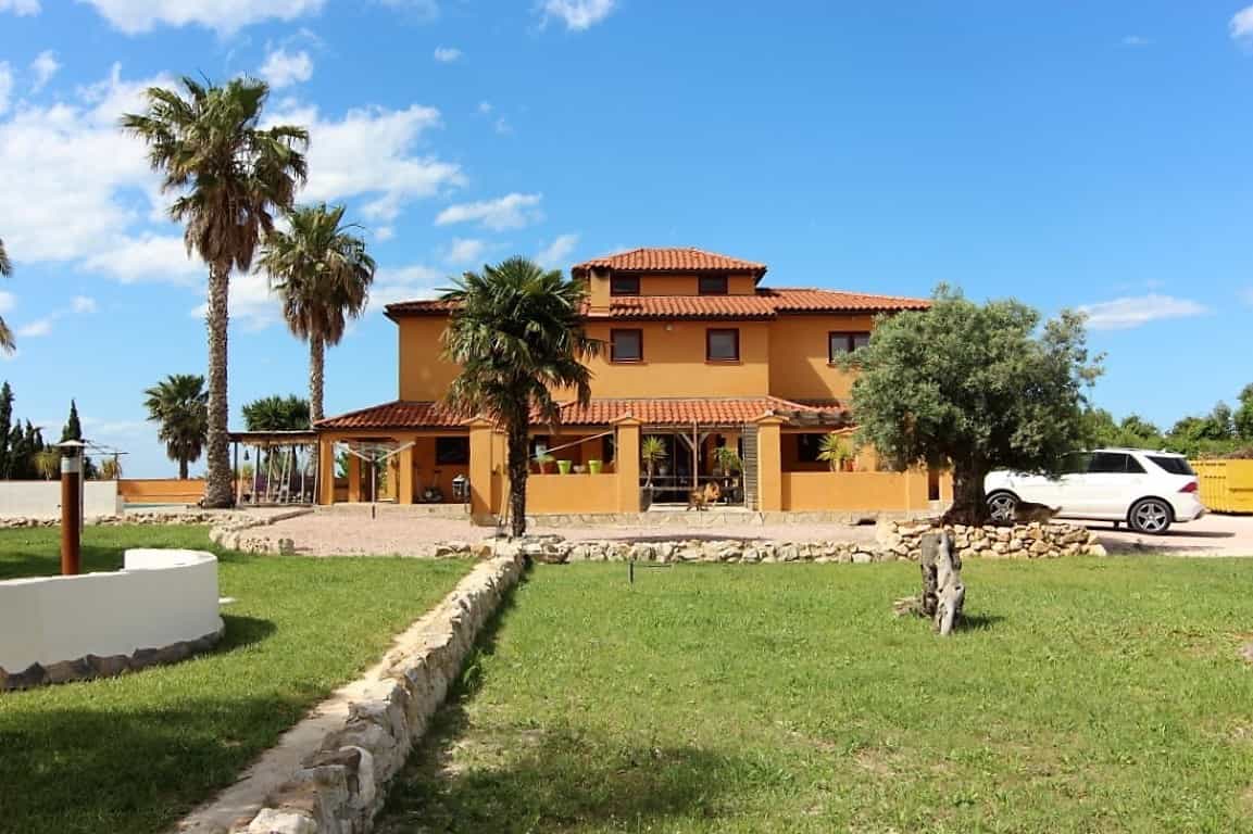 House in Casas Albardanera, Valencia 10115409