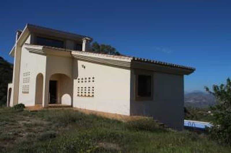 σπίτι σε Almogía, Andalusia 10116211