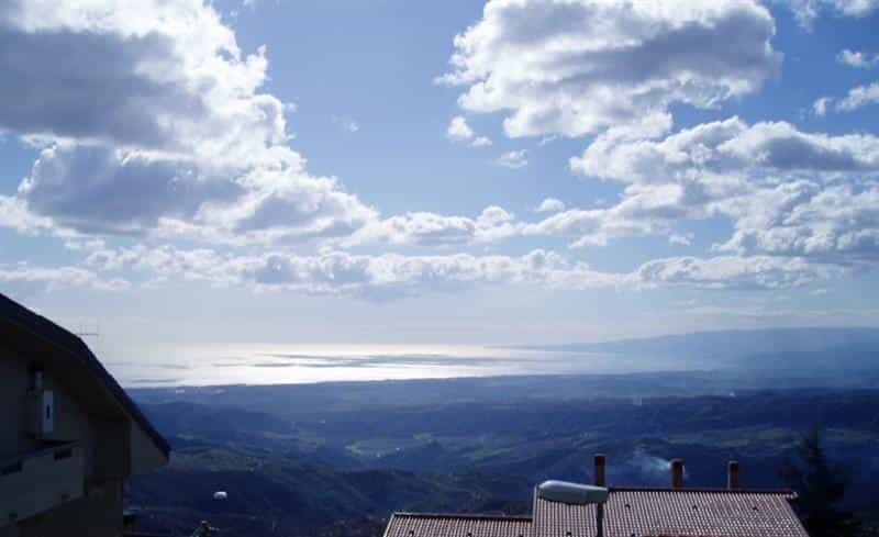 Tanah dalam Catanzaro, Calabria 10116300