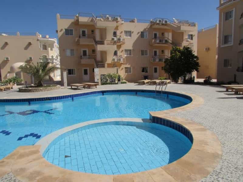 Condominium in Sharm El-Sheikh, South Sinai Governorate 10116340