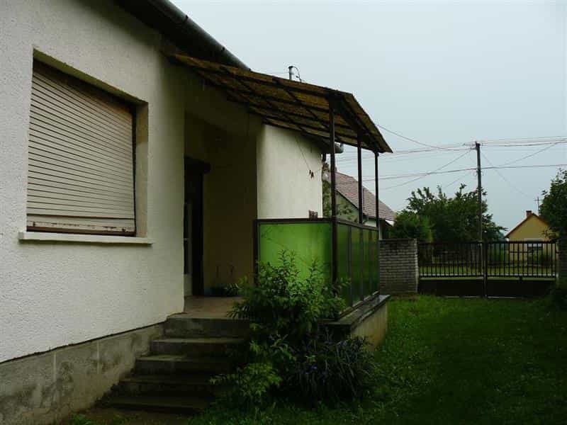 casa no Jákó, Somogy 10116391