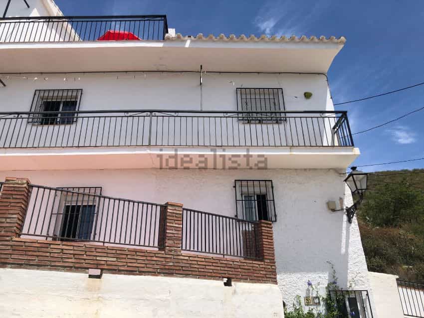 Hus i Olivais, Lisboa 10116412