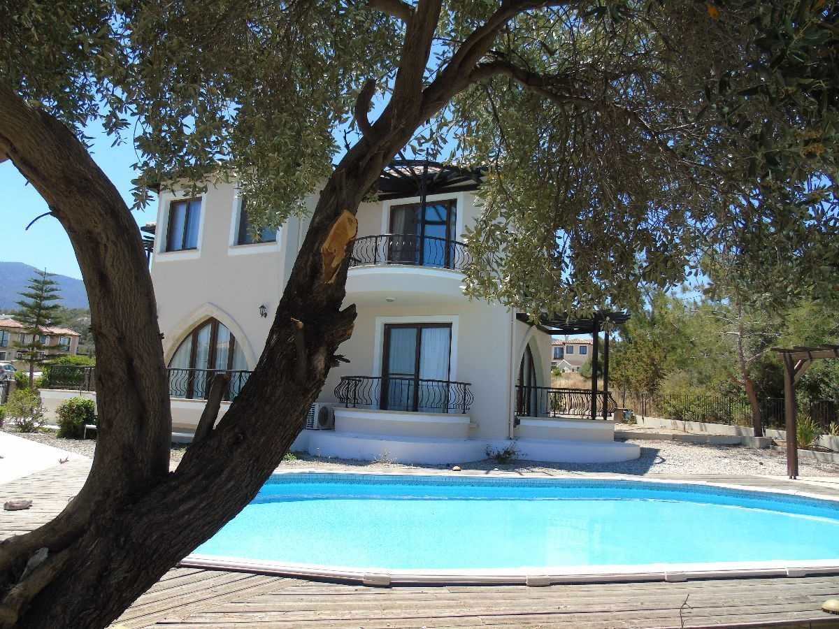 House in Kyrenia, Keryneia 10116431