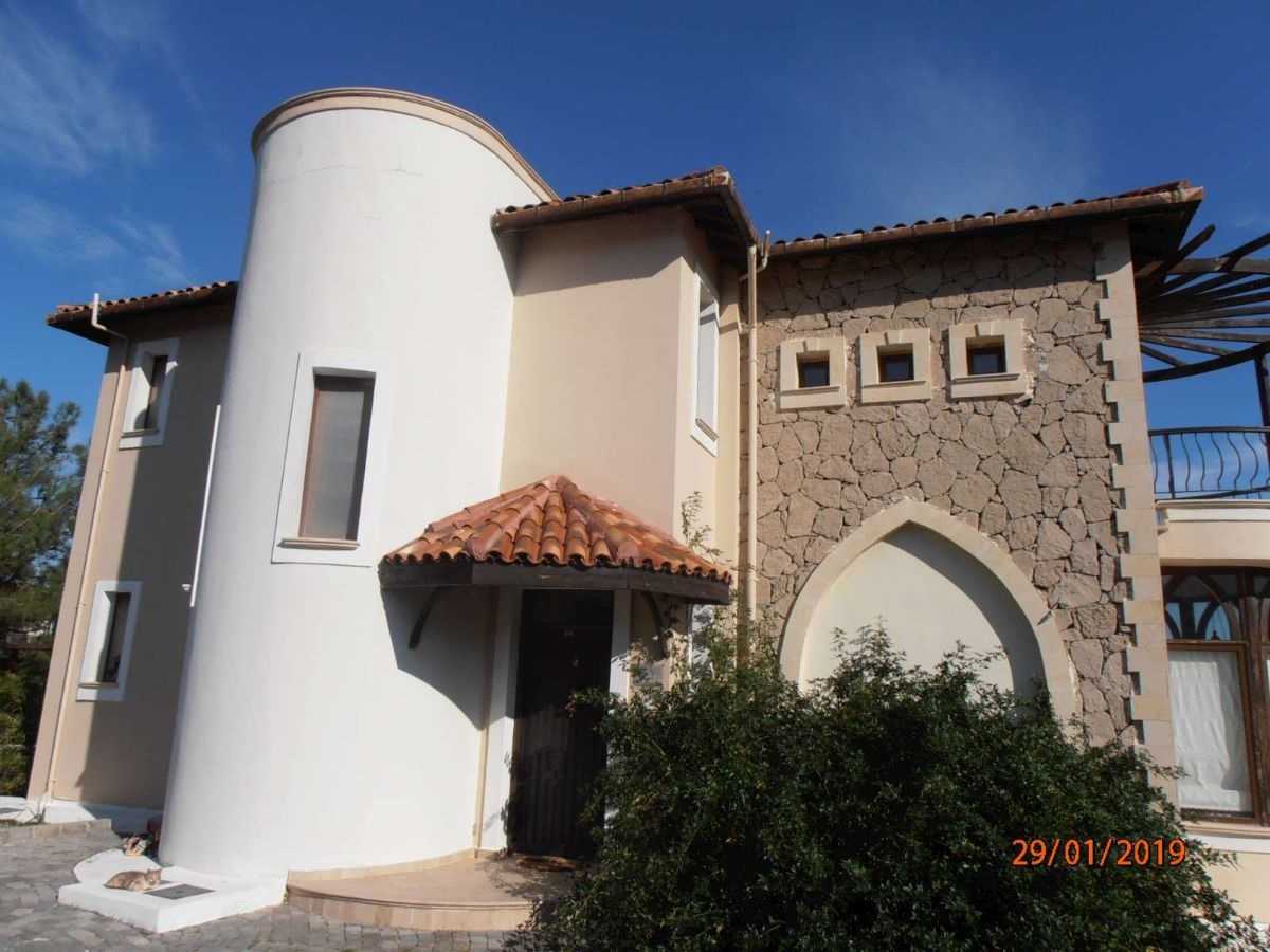 Rumah di Kyrenia, Keryneia 10116431