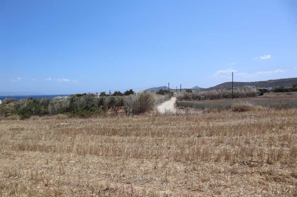 Land in Paros, Notio Aigaiio 10116677