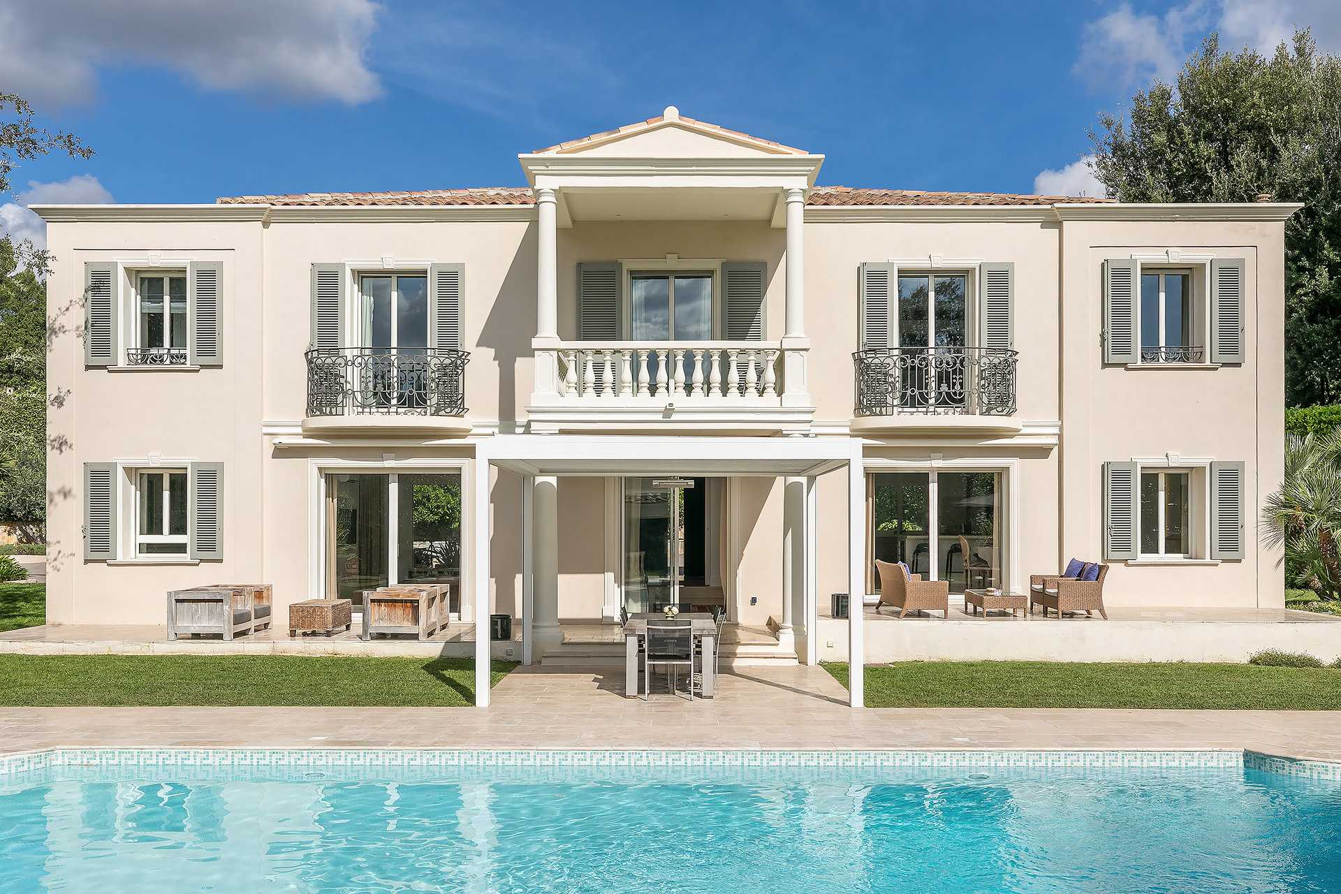 House in Valbonne, Provence-Alpes-Cote d'Azur 10116753