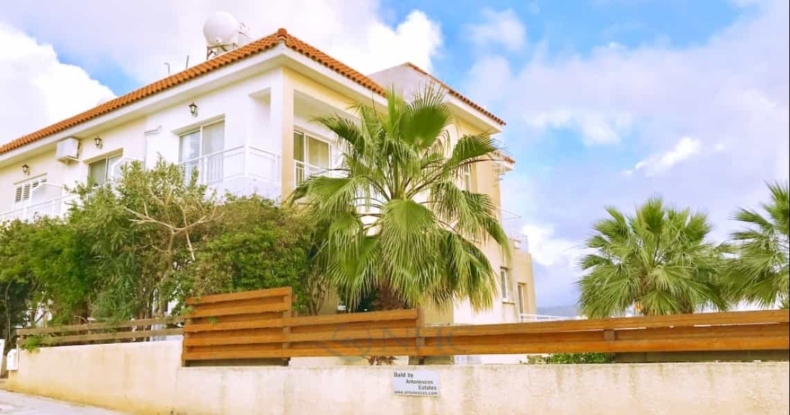 Condominium in Peyia, Paphos 10117041