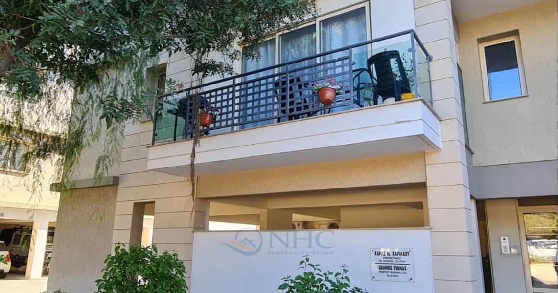 Condominium in Kato Polemidia, Limassol 10117106