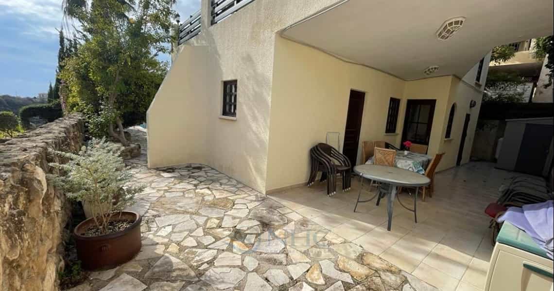 rumah dalam Tala, Paphos 10117229