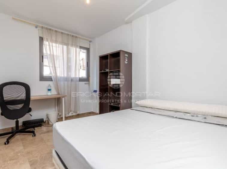 Квартира в Valencia, Valencian Community 10117933