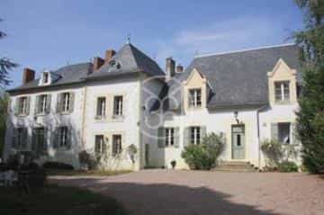 Rumah di Saint-Pourcain-sur-Sioule, Auvergne-Rhone-Alpes 10118043