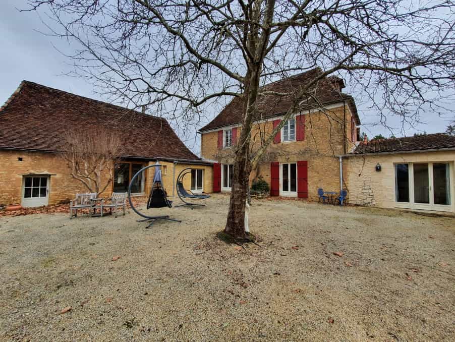 House in Pezuls, Nouvelle-Aquitaine 10118486