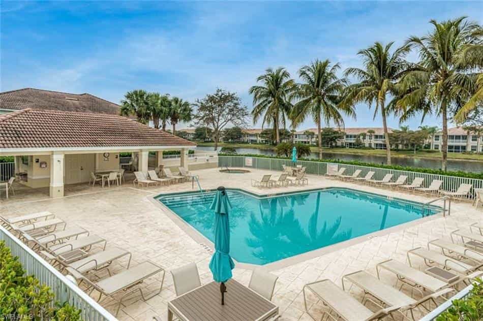 Condominium in Fort Myers, Florida 10118515