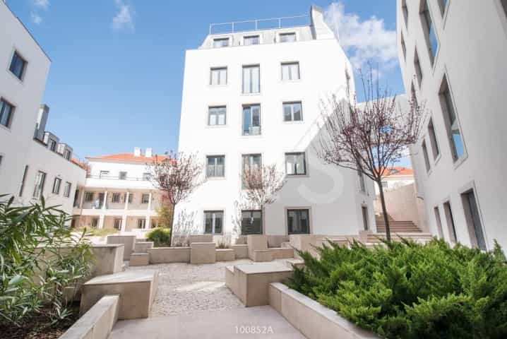 Condominium in Lisboa, Lisboa 10118553