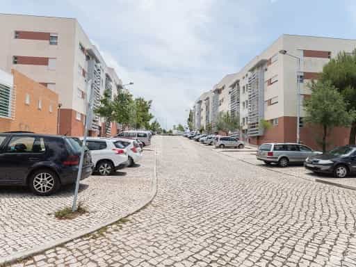 Eigentumswohnung im Alcabideche, Lissabon 10118660