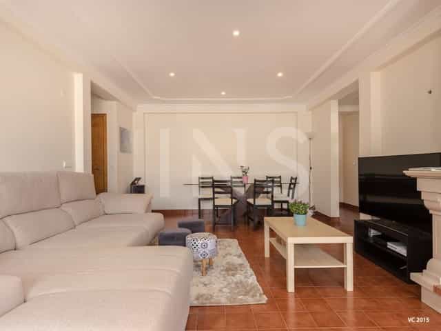 Condominium in Alcabideche, Lisbon 10118660
