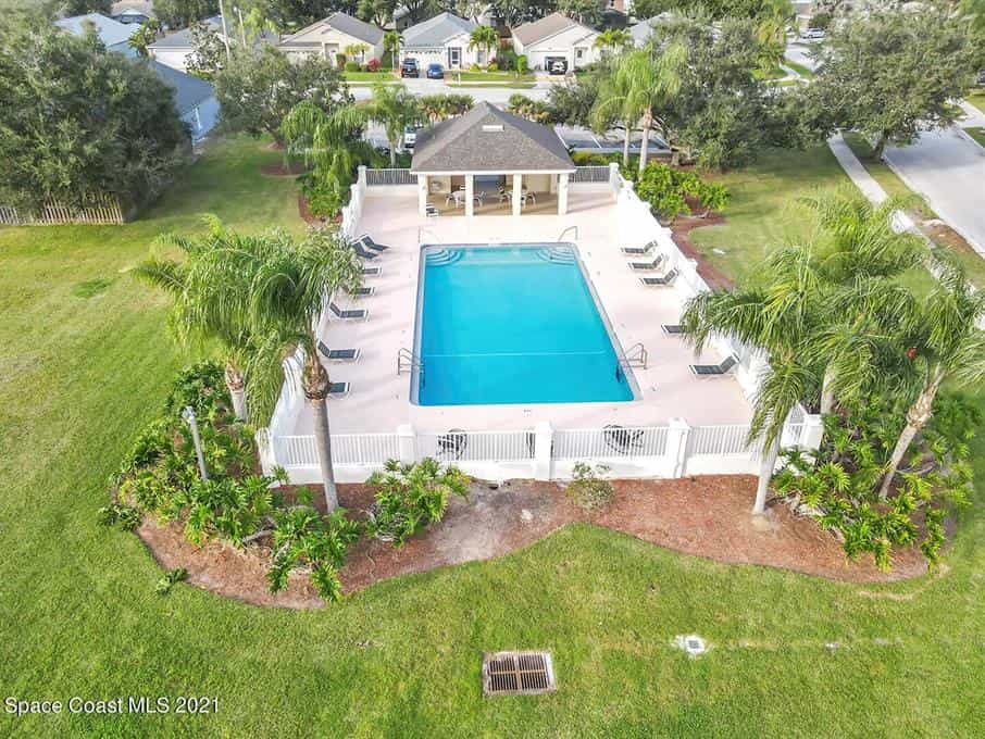 House in Melbourne, Florida 10118775