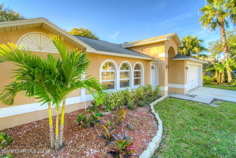 House in West Eau Gallie, Florida 10118776