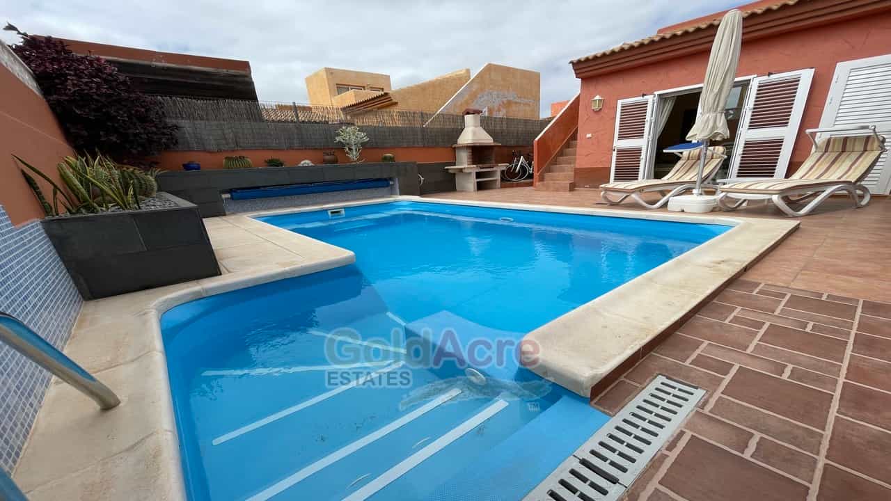 House in La Oliva, Canary Islands 10119031