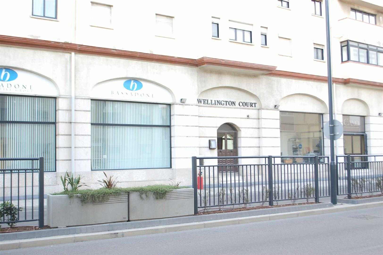 Osakehuoneisto sisään Gibraltar,  10119042