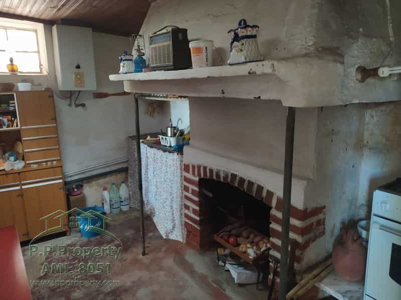 Casa nel Ferreira do Zêzere, Santarém District 10119238