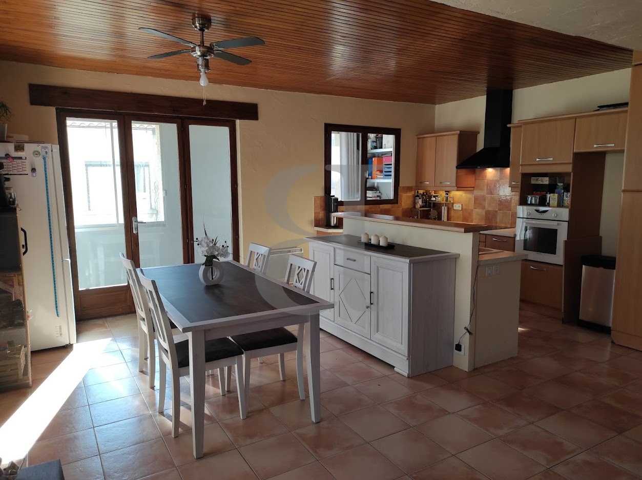Huis in Valreas, Provence-Alpes-Côte d'Azur 10119372
