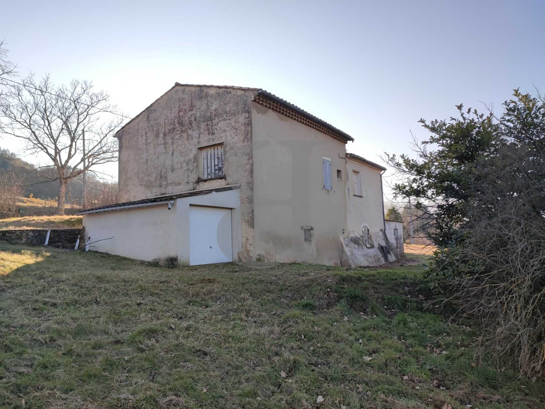 House in Dieulefit, Auvergne-Rhone-Alpes 10119383