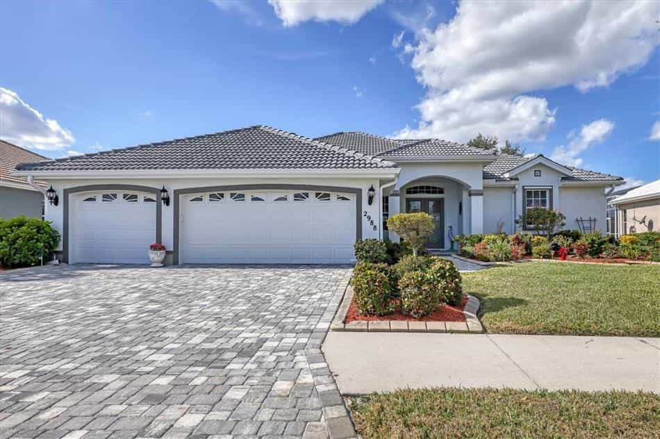 House in Tatum, Florida 10119436