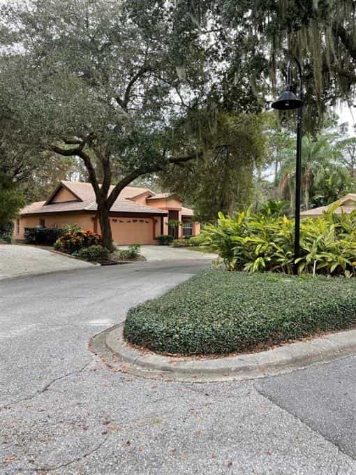 房子 在 Sarasota, Florida 10119437
