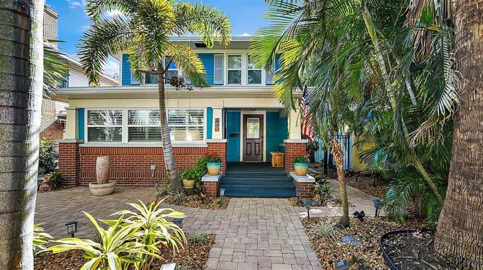 House in St. Petersburg, Florida 10119447