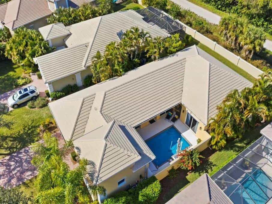 House in Vero Beach, Florida 10119489