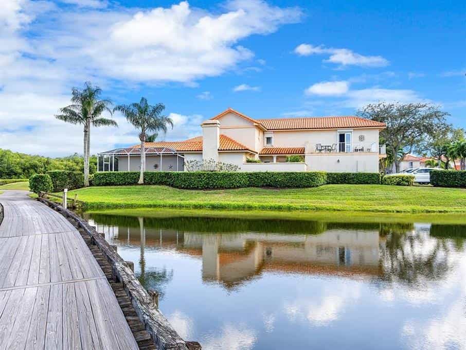 House in Vero Beach, Florida 10119492