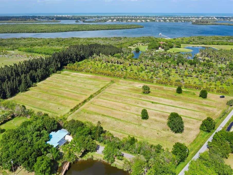 Land in Winterstrand, Florida 10119497