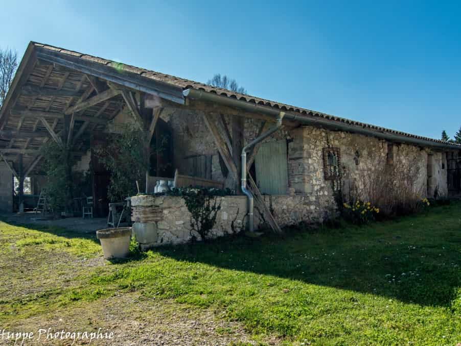 بيت في Coulx, Nouvelle-Aquitaine 10119570