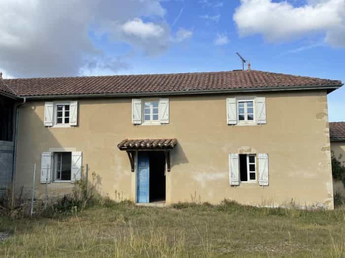 بيت في Seissan, Occitanie 10119764