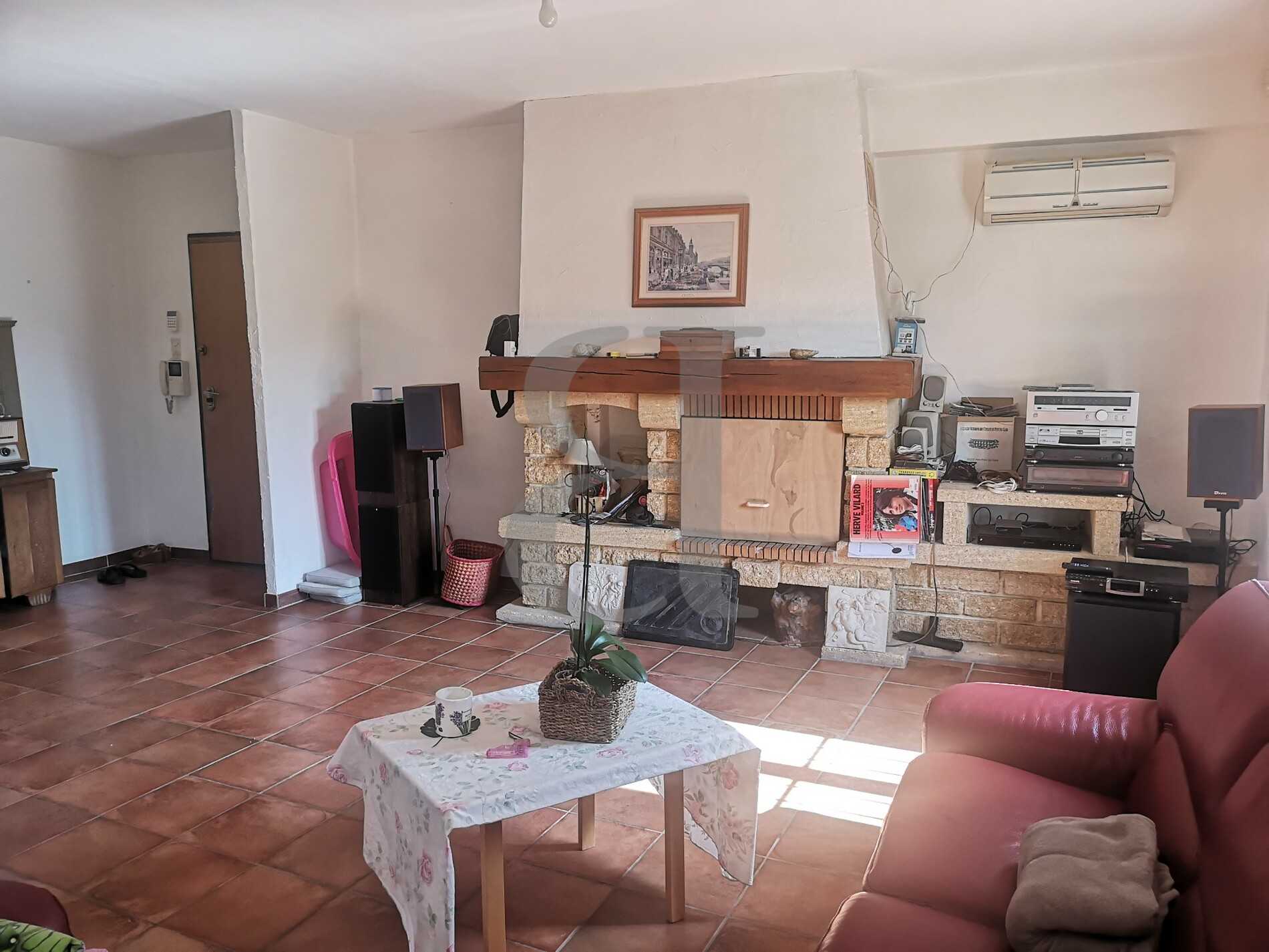 Rumah di Mazan, Provence-Alpes-Cote d'Azur 10119886