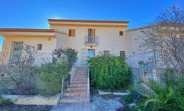 بيت في La Romana, Alicante, Valencian Community 10119902