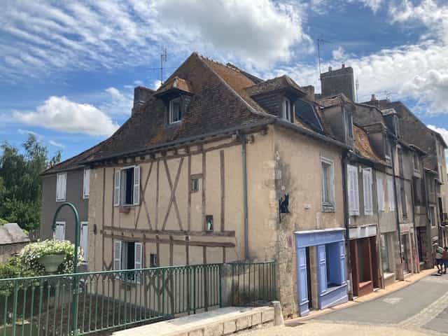House in Montmorillon, Nouvelle-Aquitaine 10119942