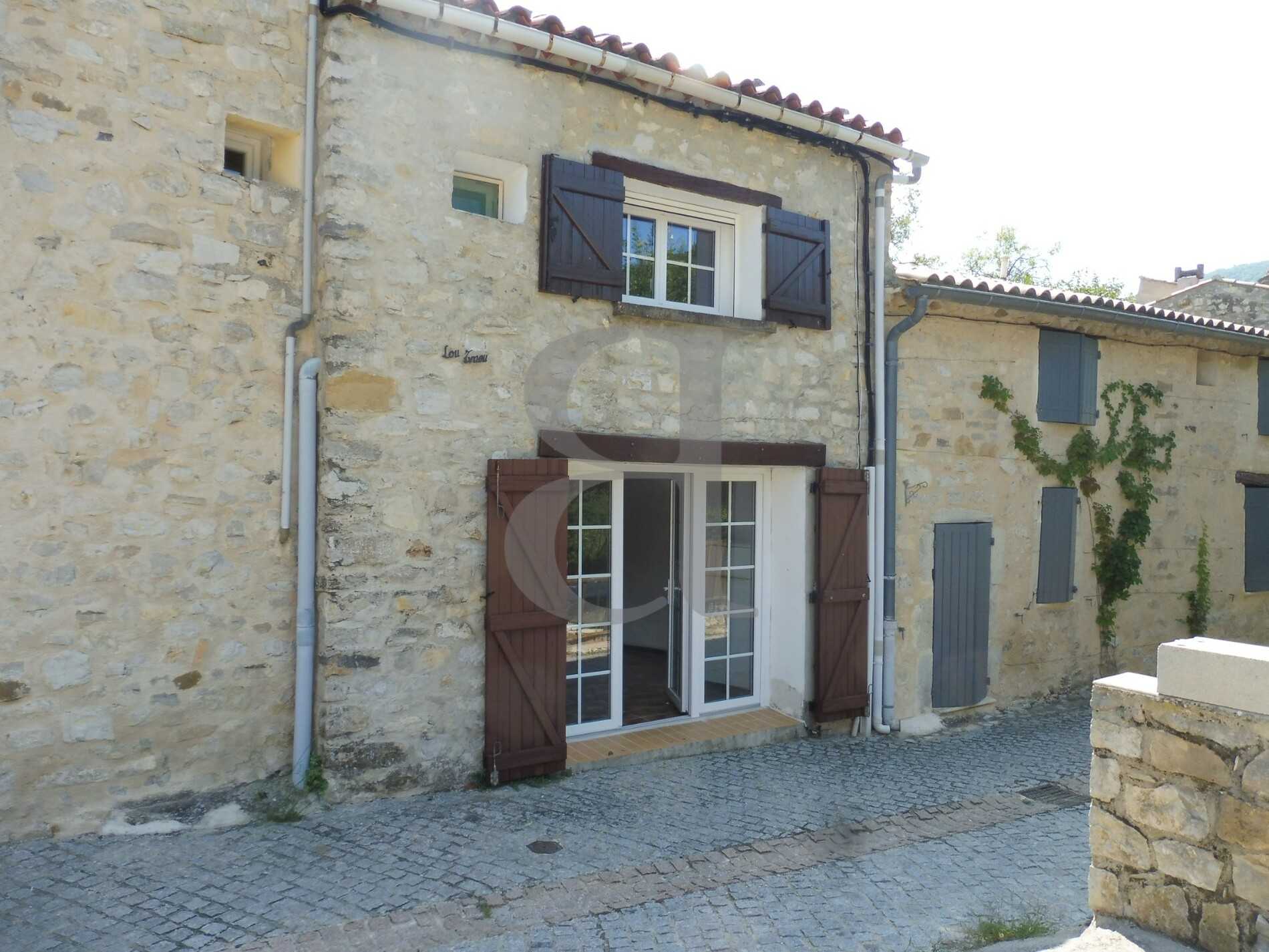 Huis in Buis-les-Baronnies, Auvergne-Rhône-Alpes 10120052