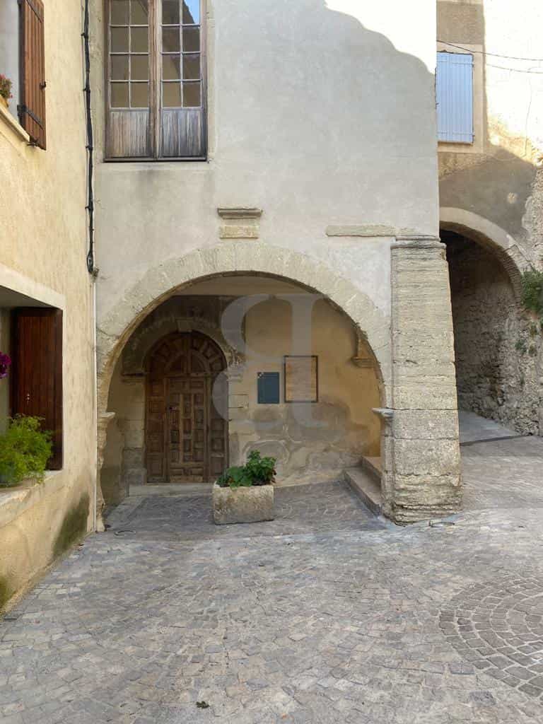 Dom w Mollans-sur-Ouvèze, Auvergne-Rhône-Alpes 10120073