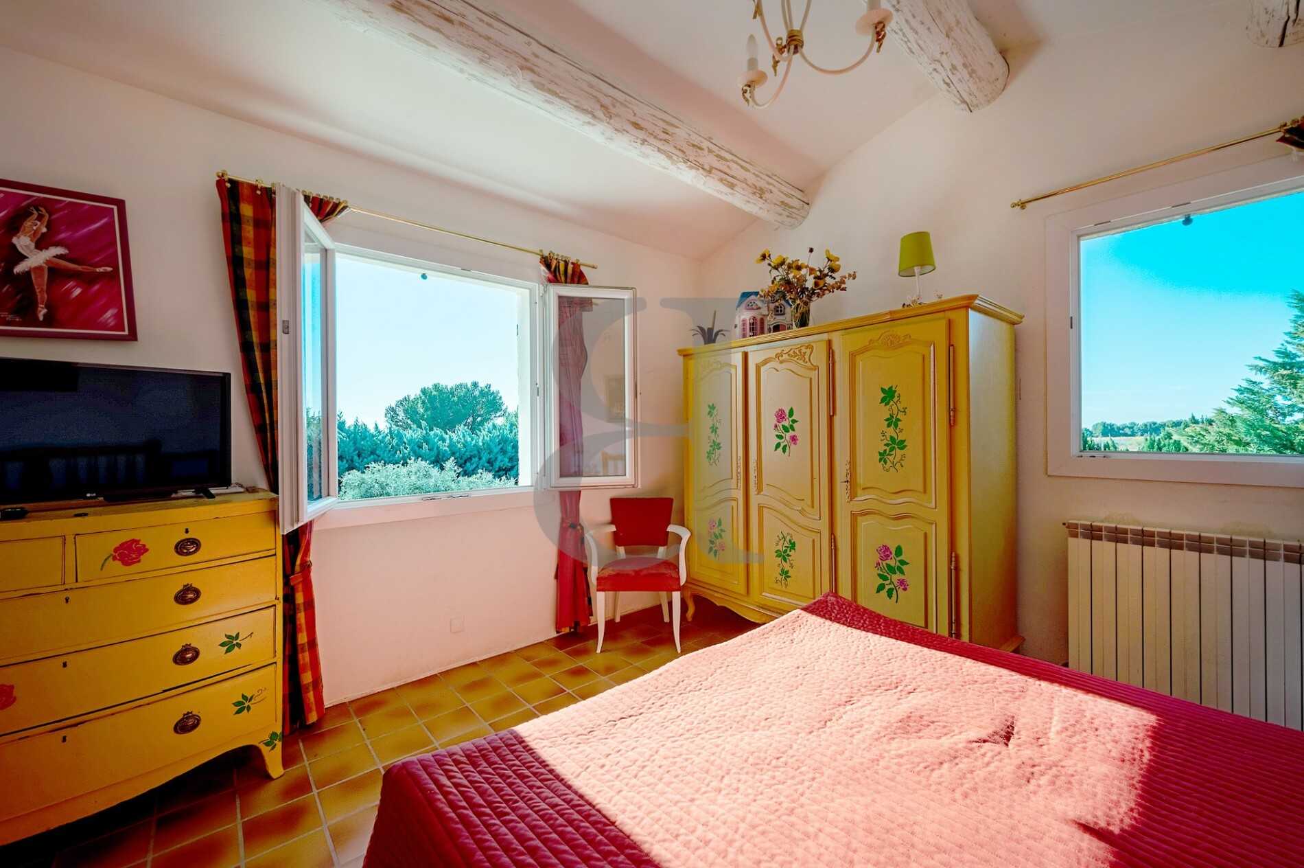 Talo sisään Caromb, Provence-Alpes-Côte d'Azur 10120123