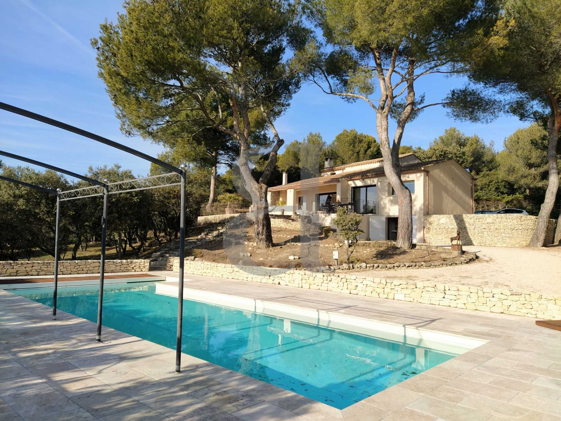 rumah dalam L'Isle-sur-la-Sorgue, Provence-Alpes-Côte d'Azur 10120503