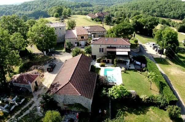 집 에 Mauroux, Occitanie 10120560