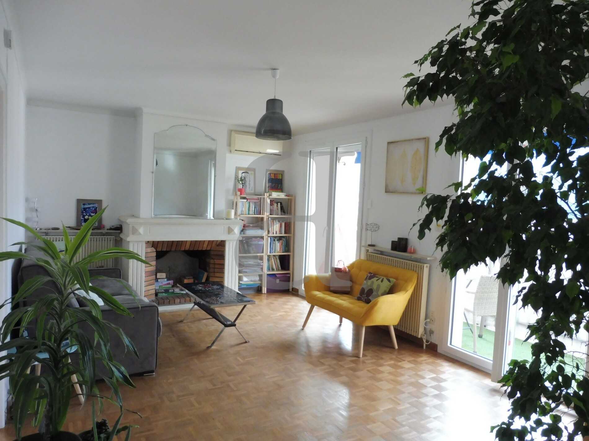公寓 在 Nyons, Auvergne-Rhone-Alpes 10120568