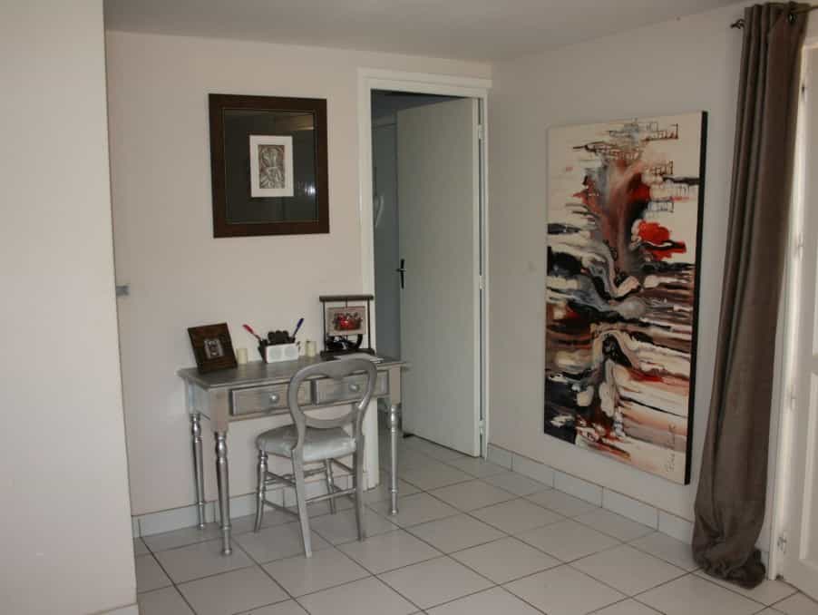 rumah dalam Availles-Limouzine, Nouvelle-Aquitaine 10120577