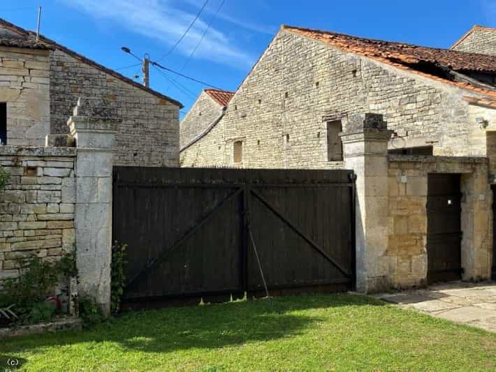 Huis in Villejesus, Nouvelle-Aquitanië 10120699